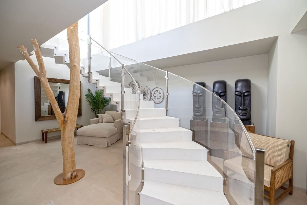 7 bedroom Villa for sale in Benalmadena - € 3,650,000 (Ref: 9929774)