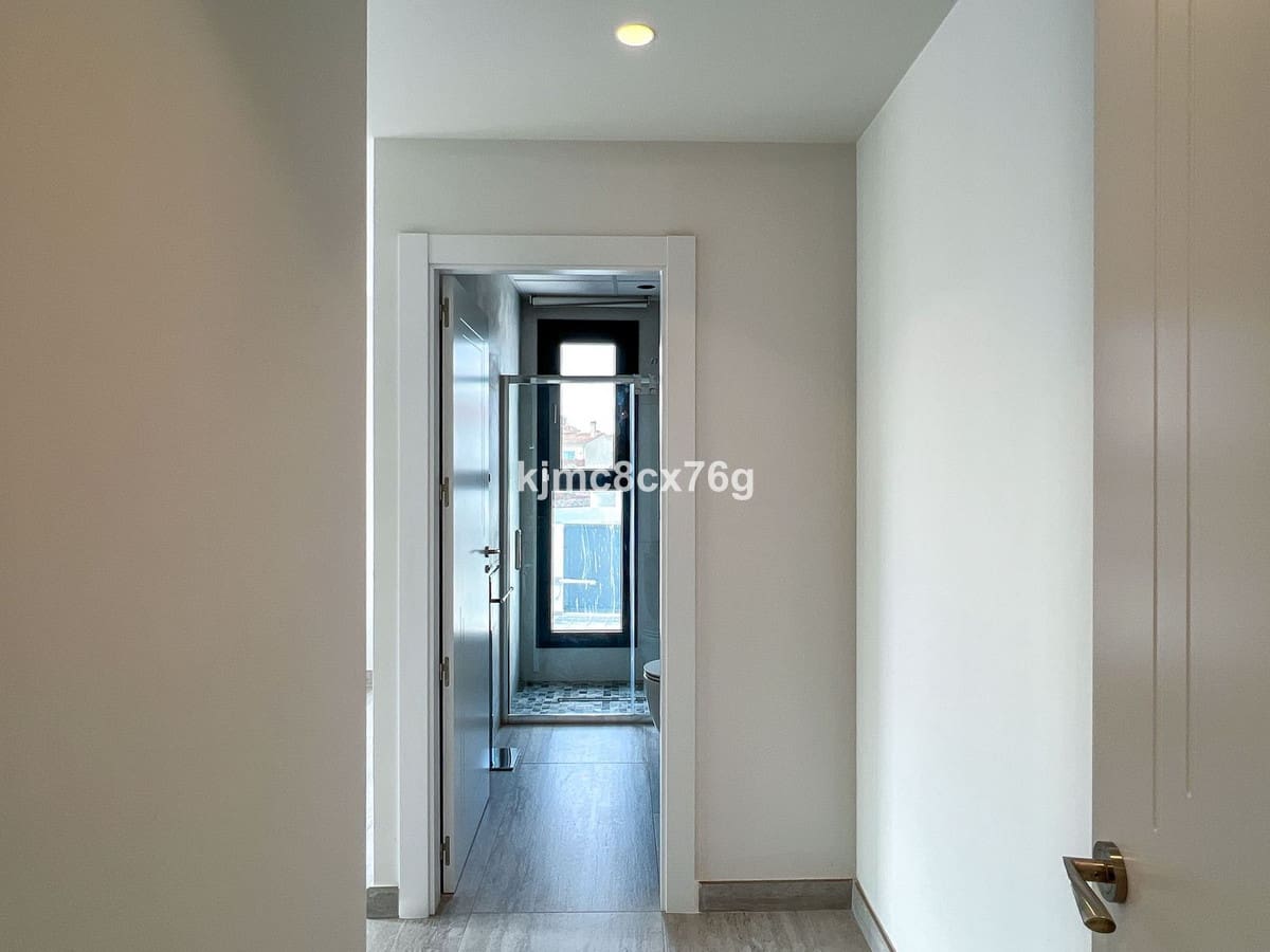5 soveværelse Villa til salg i El Faro med garage - € 3.675.000 (Ref: 9929775)