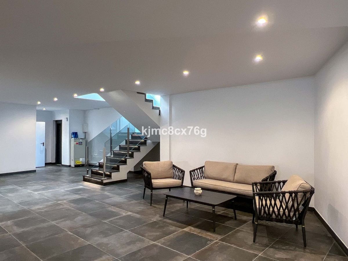 5 soveværelse Villa til salg i El Faro med garage - € 3.675.000 (Ref: 9929775)