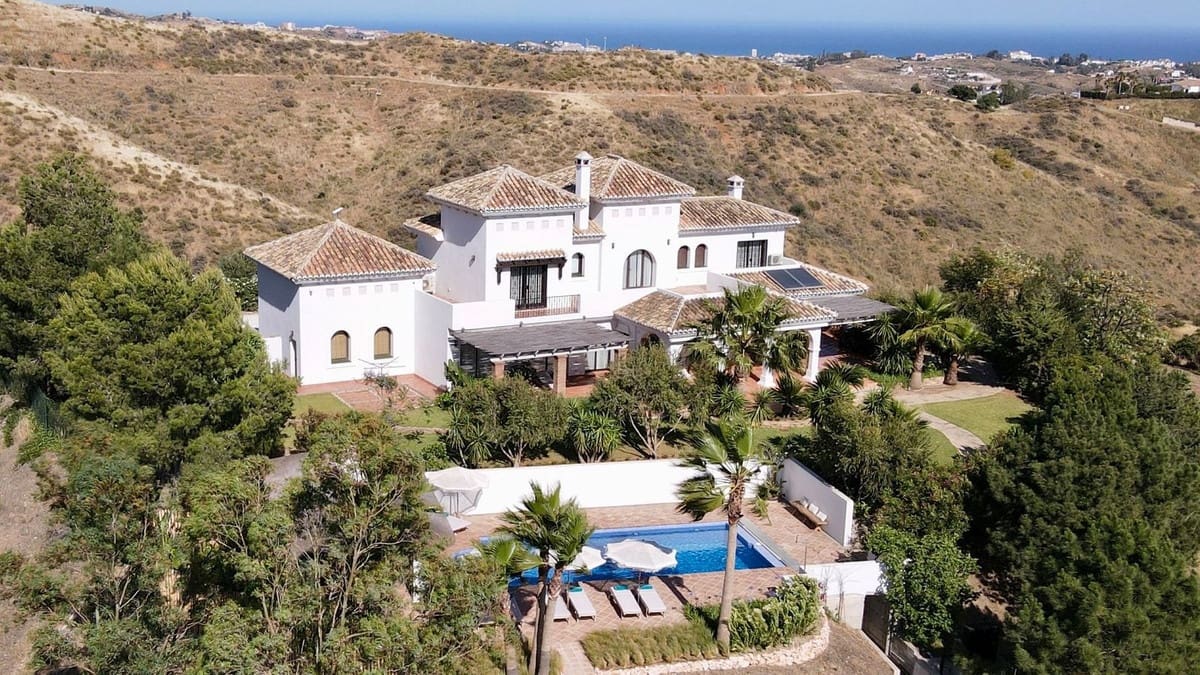 4 Zimmer Villa zu verkaufen in Mijas mit Garage - 4.108.000 € (Ref: 9929776)