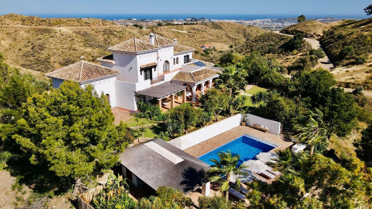 4 Zimmer Villa zu verkaufen in Mijas mit Garage - 4.108.000 € (Ref: 9929776)