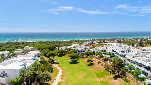 5 Zimmer Villa zu verkaufen in Cabopino, Marbella - 4.224.000 € (Ref: 9929777)