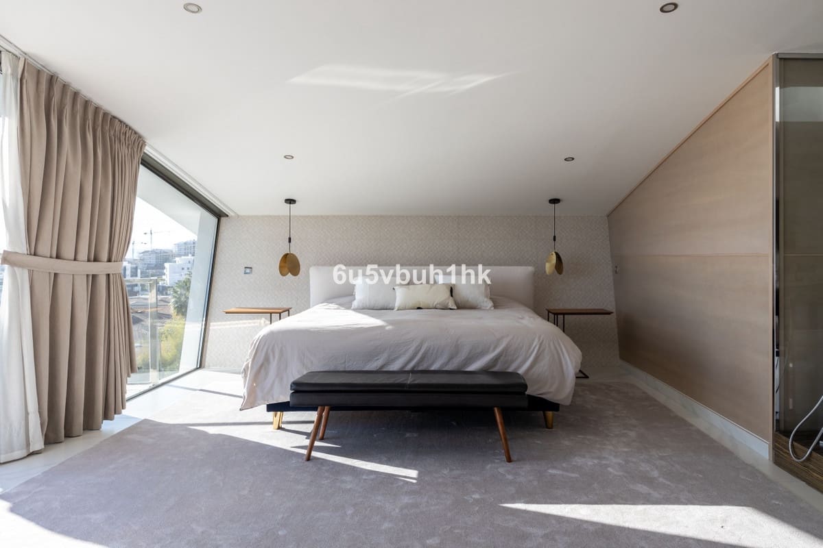 4 Zimmer Villa zu verkaufen in Benalmadena mit Garage - 4.600.000 € (Ref: 9929780)