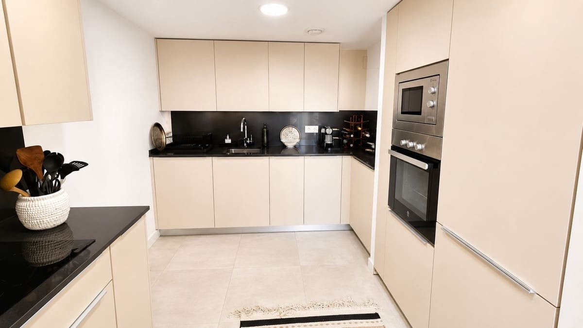 2 soverom Leilighet til salgs i Benalmadena med garasje - € 545 000 (Ref: 9929787)