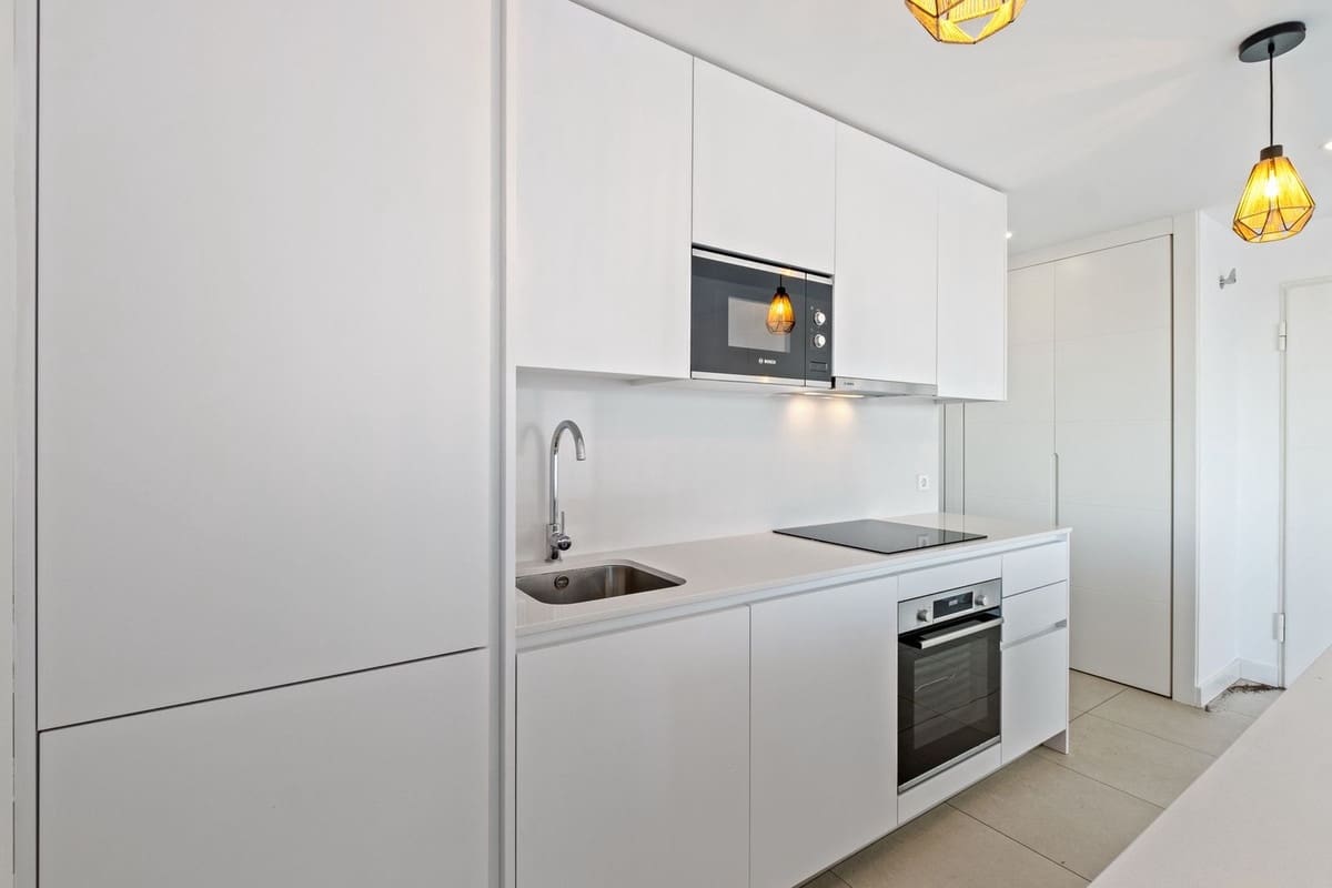2 slaapkamer Appartement te koop in La Cala de Mijas - € 539.000 (Ref: 9929788)