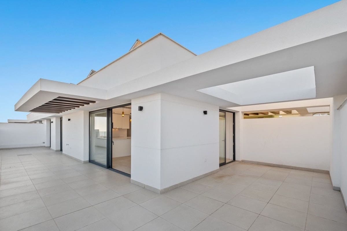 2 slaapkamer Appartement te koop in La Cala de Mijas - € 539.000 (Ref: 9929788)