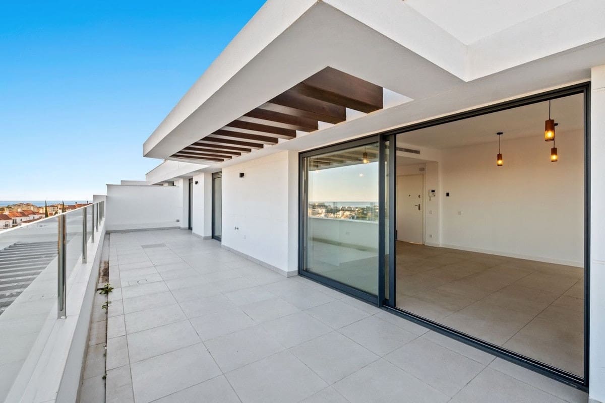 2 slaapkamer Appartement te koop in La Cala de Mijas - € 539.000 (Ref: 9929788)
