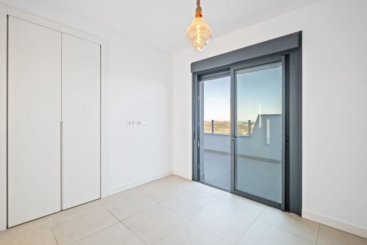 2 slaapkamer Appartement te koop in La Cala de Mijas - € 539.000 (Ref: 9929788)