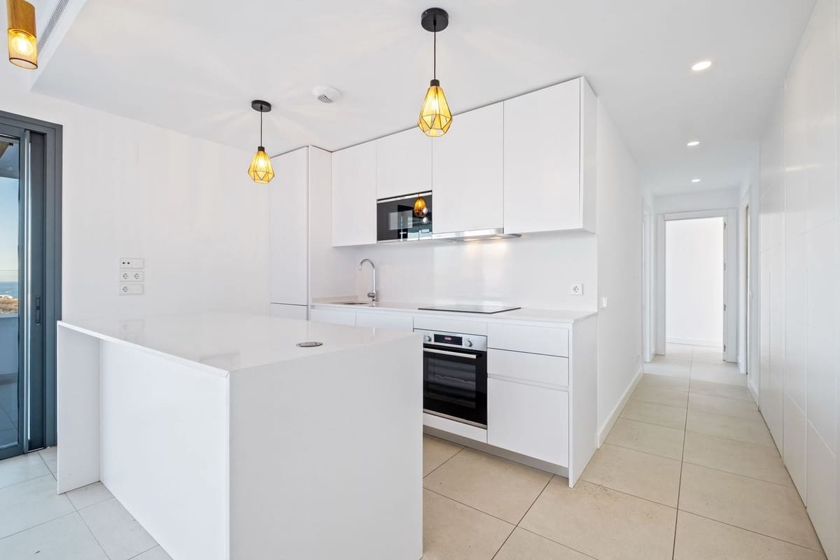 2 slaapkamer Appartement te koop in La Cala de Mijas - € 539.000 (Ref: 9929788)