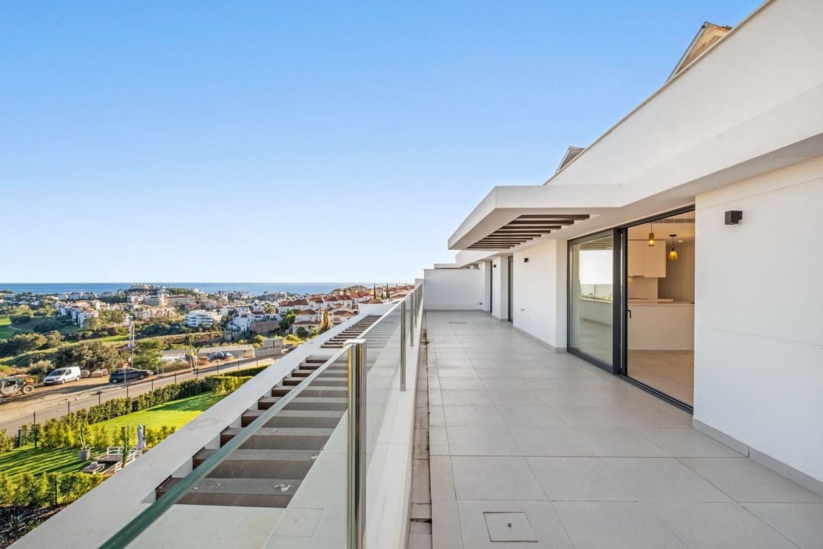 2 slaapkamer Appartement te koop in La Cala de Mijas - € 539.000 (Ref: 9929788)
