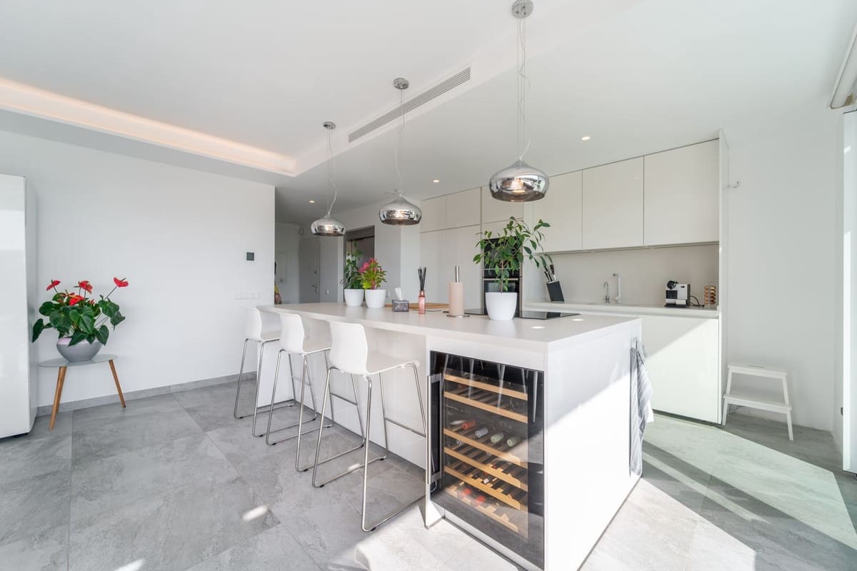 3 soveværelse Lejlighed til salg i La Capellania - € 1.290.000 (Ref: 9929896)