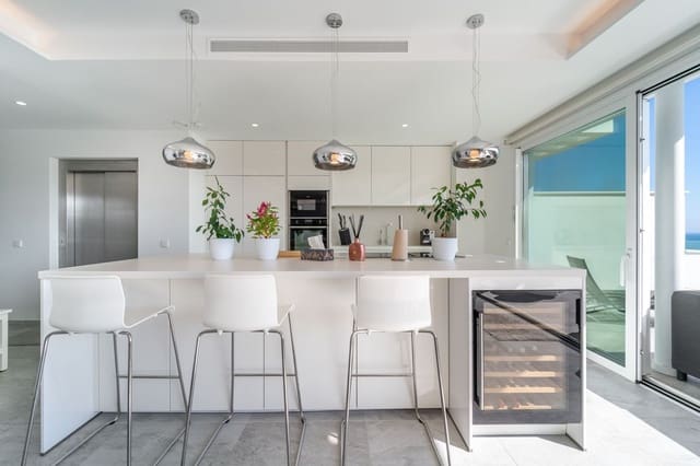 3 soveværelse Lejlighed til salg i La Capellania, Benalmádena - € 1.290.000 (Ref: 9929896)