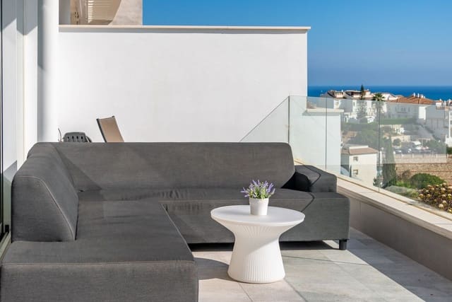 3 soveværelse Lejlighed til salg i La Capellania, Benalmádena - € 1.290.000 (Ref: 9929896)