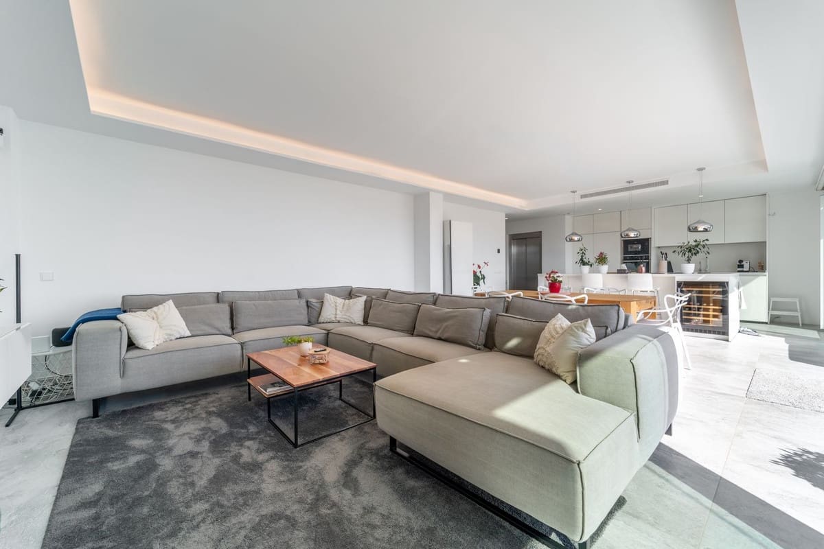 3 soveværelse Lejlighed til salg i La Capellania - € 1.290.000 (Ref: 9929896)