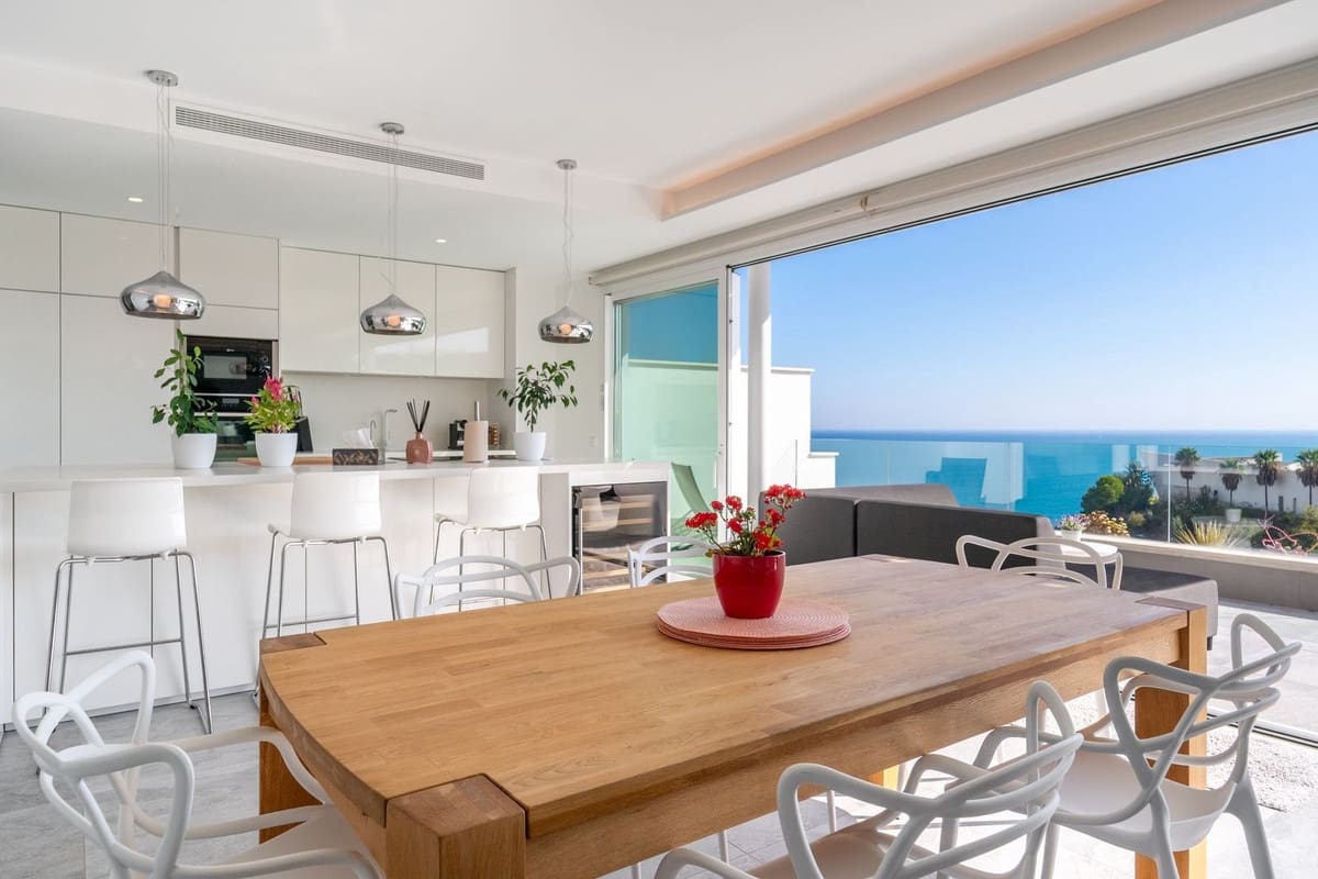 3 soveværelse Lejlighed til salg i La Capellania - € 1.290.000 (Ref: 9929896)