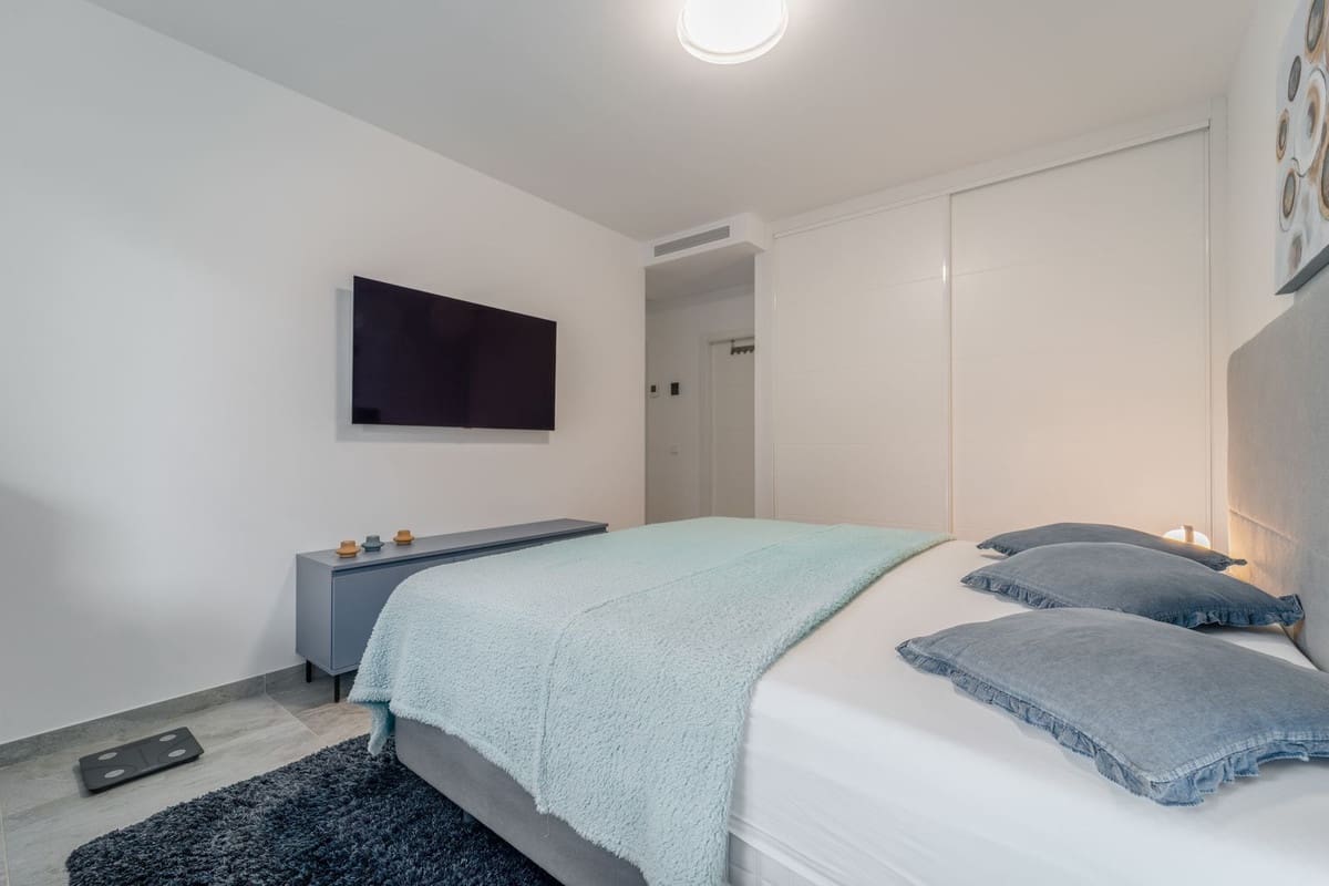 3 soveværelse Lejlighed til salg i La Capellania - € 1.290.000 (Ref: 9929896)