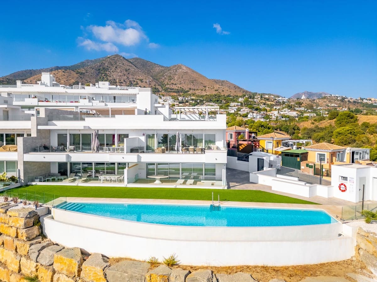 3 soveværelse Lejlighed til salg i La Capellania - € 1.290.000 (Ref: 9929896)