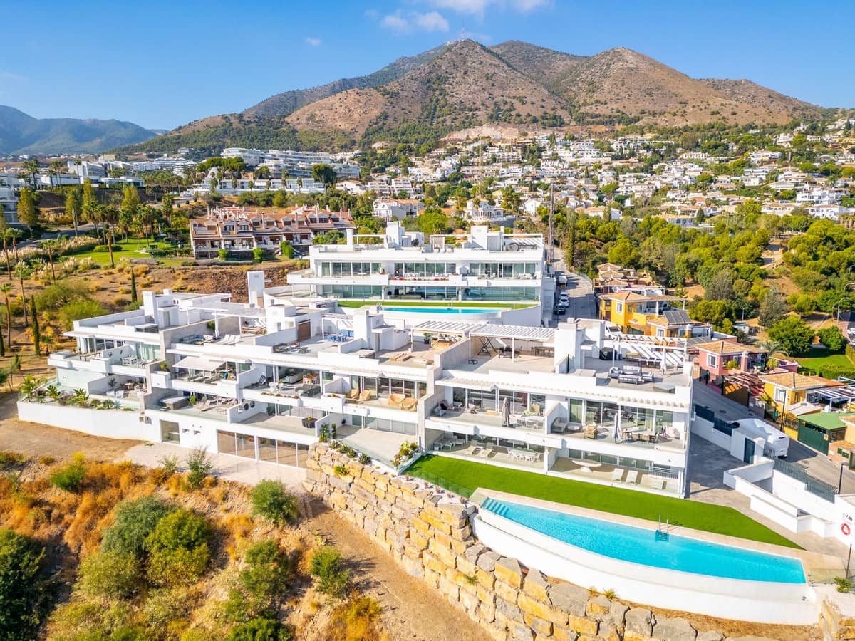 3 soveværelse Lejlighed til salg i La Capellania - € 1.290.000 (Ref: 9929896)