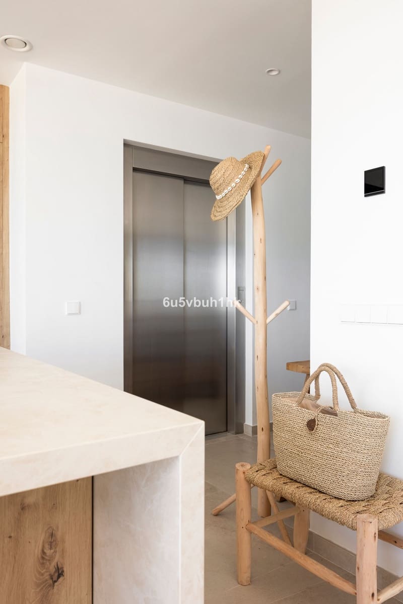 3 Zimmer Apartment zu verkaufen in Benalmadena mit Garage - 1.339.000 € (Ref: 9929901)