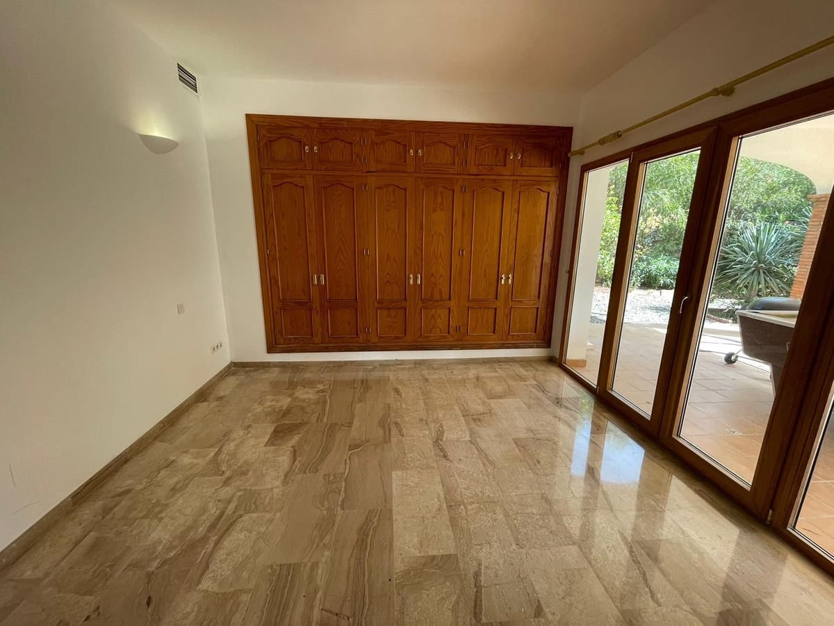 Chalet de 5 habitaciones en Mijas en venta con garaje - 1.299.950 € (Ref: 9929906)