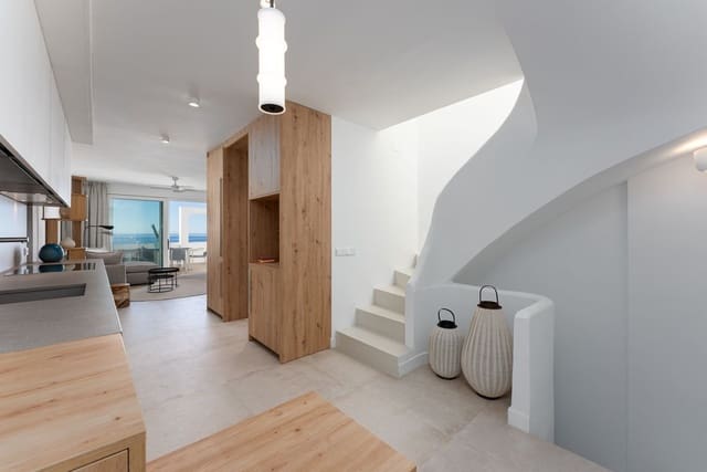 2 Zimmer Apartment zu verkaufen in Mijas Costa, Mijas mit Garage - 1.300.000 € (Ref: 9929907)