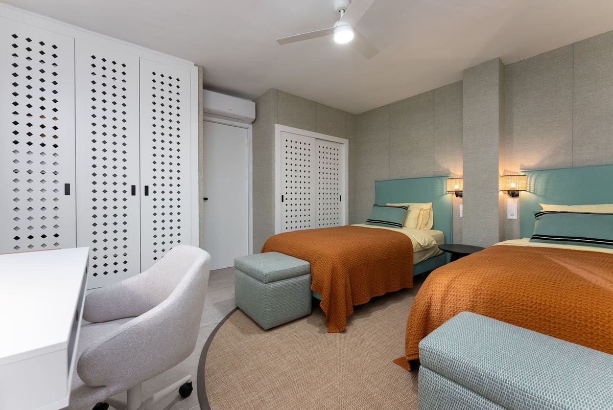 2 Zimmer Apartment zu verkaufen in Mijas Costa mit Garage - 1.300.000 € (Ref: 9929907)
