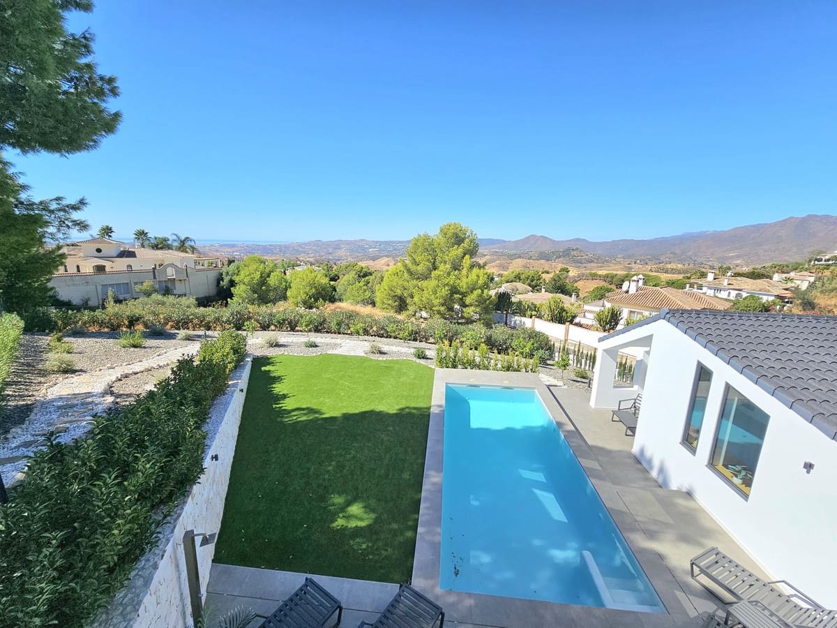 3 slaapkamer Villa te koop in Mijas met garage - € 1.395.000 (Ref: 9929909)