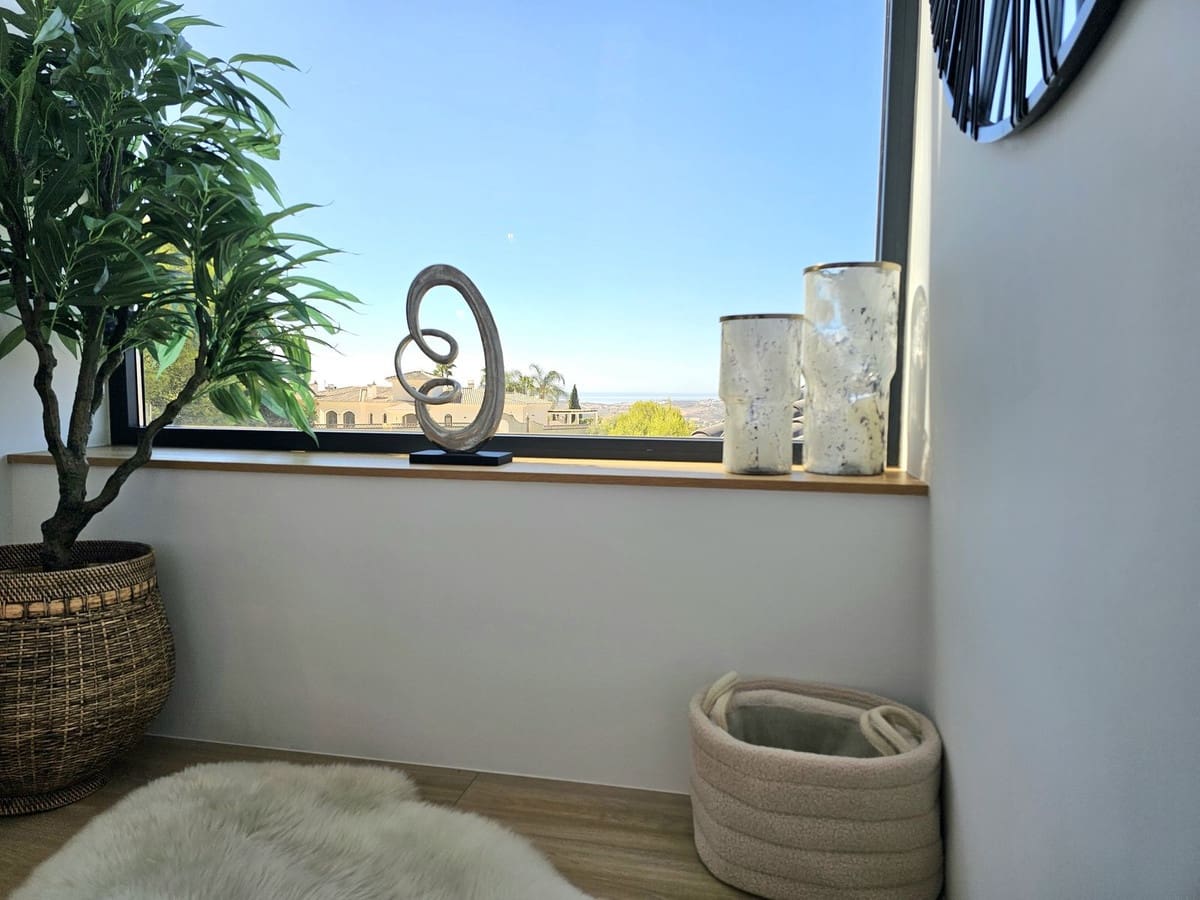 3 slaapkamer Villa te koop in Mijas met garage - € 1.395.000 (Ref: 9929909)