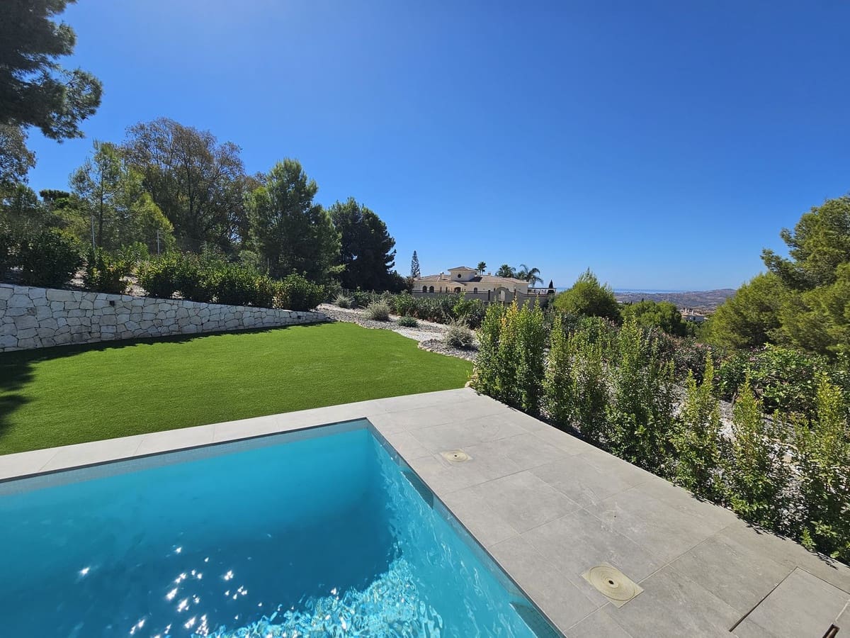 3 slaapkamer Villa te koop in Mijas met garage - € 1.395.000 (Ref: 9929909)