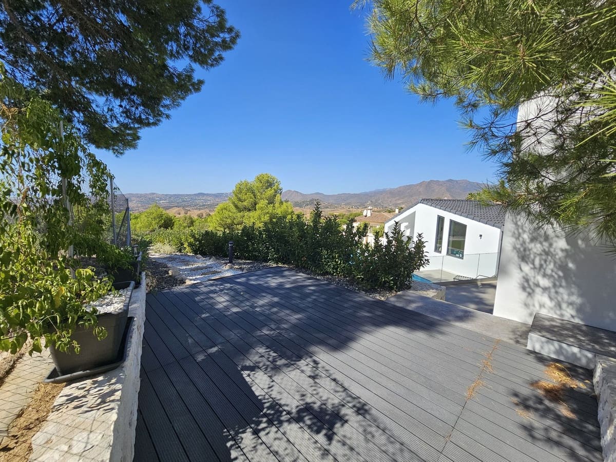 3 slaapkamer Villa te koop in Mijas met garage - € 1.395.000 (Ref: 9929909)