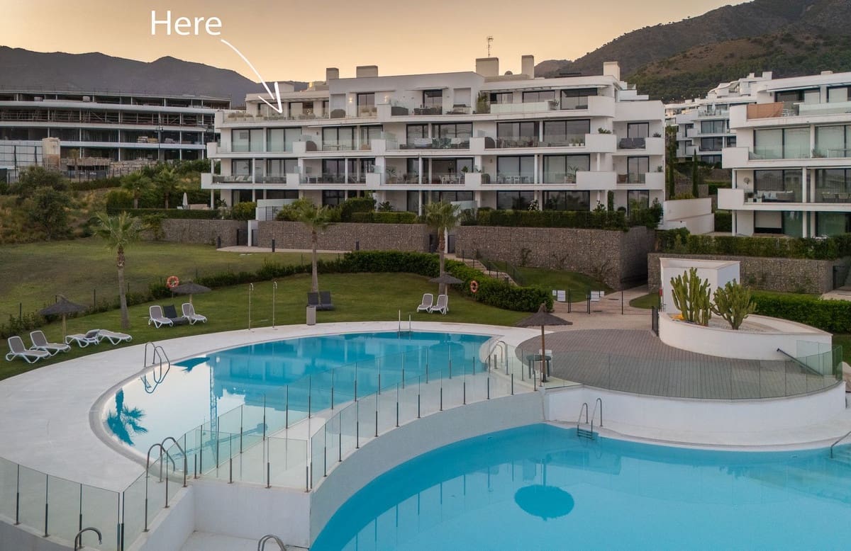 3 slaapkamer Appartement te koop in Fuengirola met garage - € 1.395.000 (Ref: 9929911)