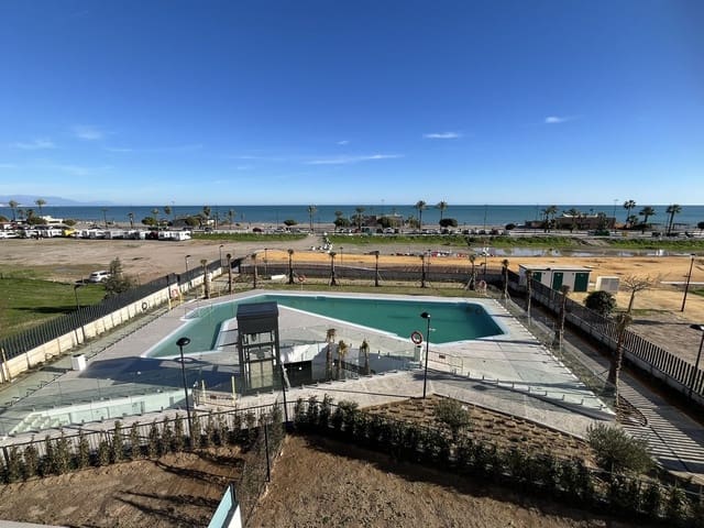 3 slaapkamer Appartement te koop in Torremolinos met garage - € 1.390.000 (Ref: 9929913)