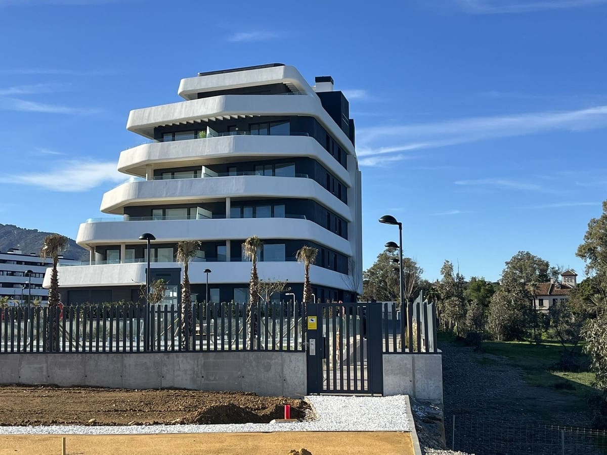 3 Zimmer Apartment zu verkaufen in Torremolinos mit Garage - 1.390.000 € (Ref: 9929913)