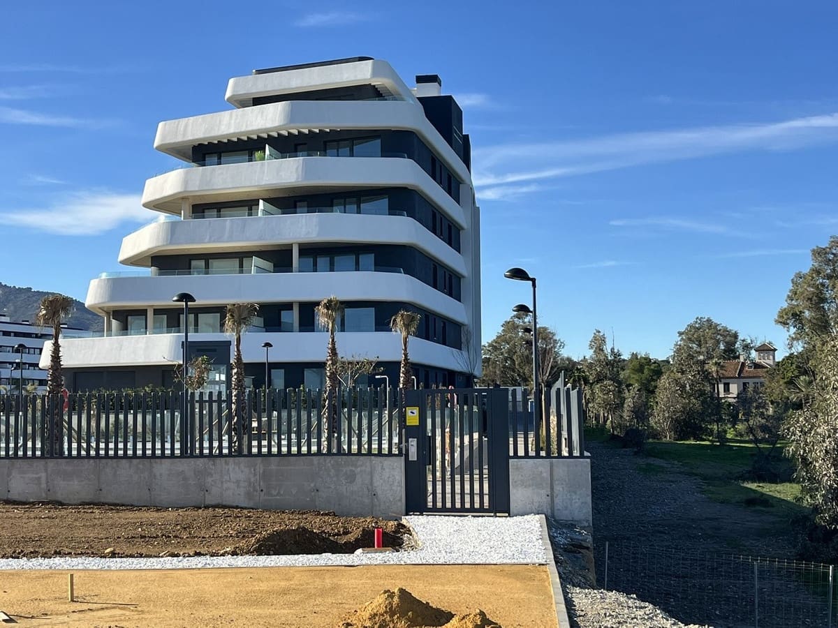 3 Zimmer Apartment zu verkaufen in Torremolinos mit Garage - 1.390.000 € (Ref: 9929913)