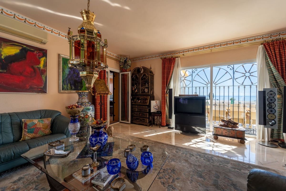 4 bedroom Villa for sale in Torremuelle with garage - € 1,390,000 (Ref: 9929914)