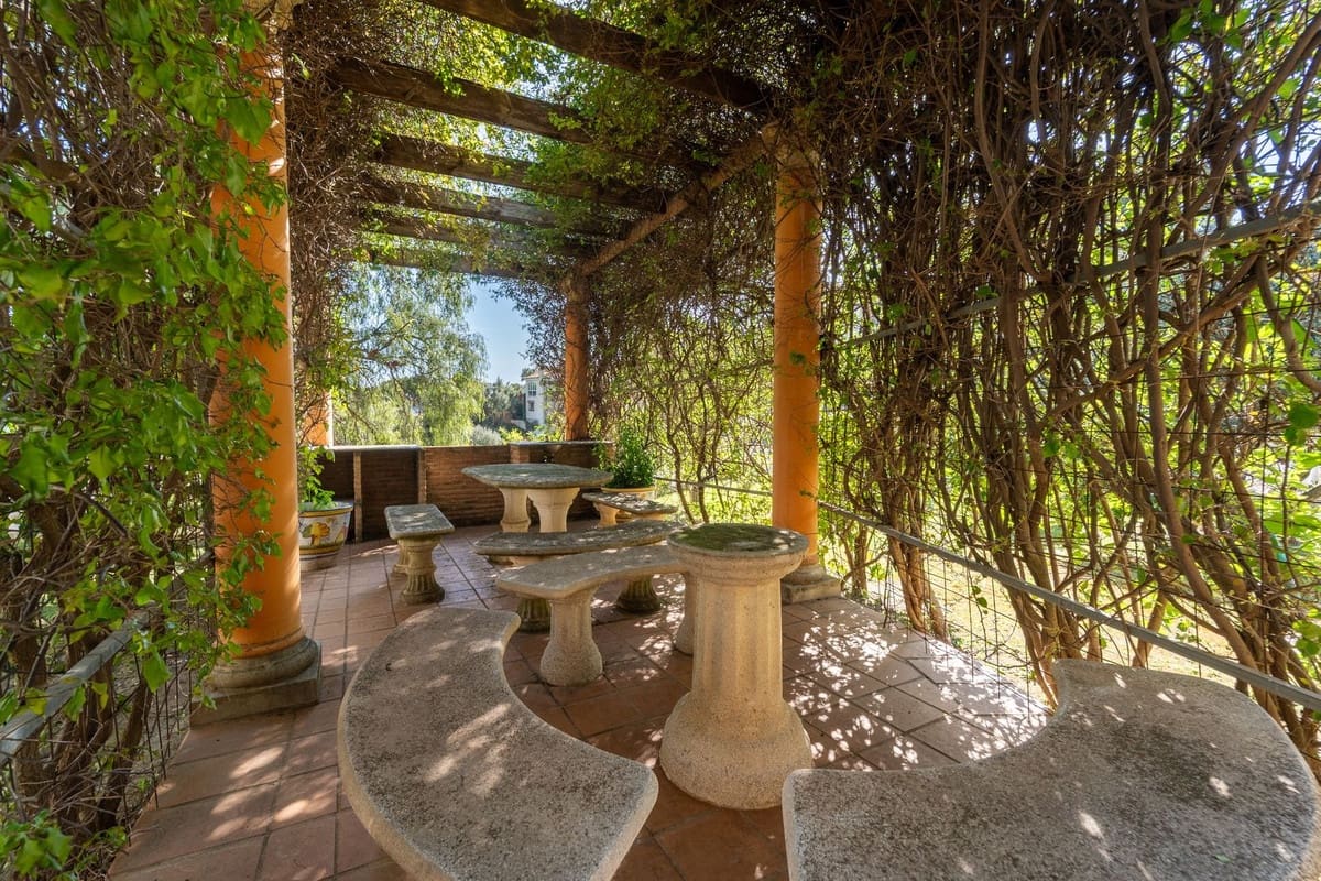 4 bedroom Villa for sale in Torremuelle with garage - € 1,390,000 (Ref: 9929914)
