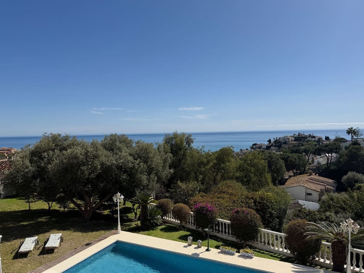 4 bedroom Villa for sale in Torremuelle with garage - € 1,390,000 (Ref: 9929914)