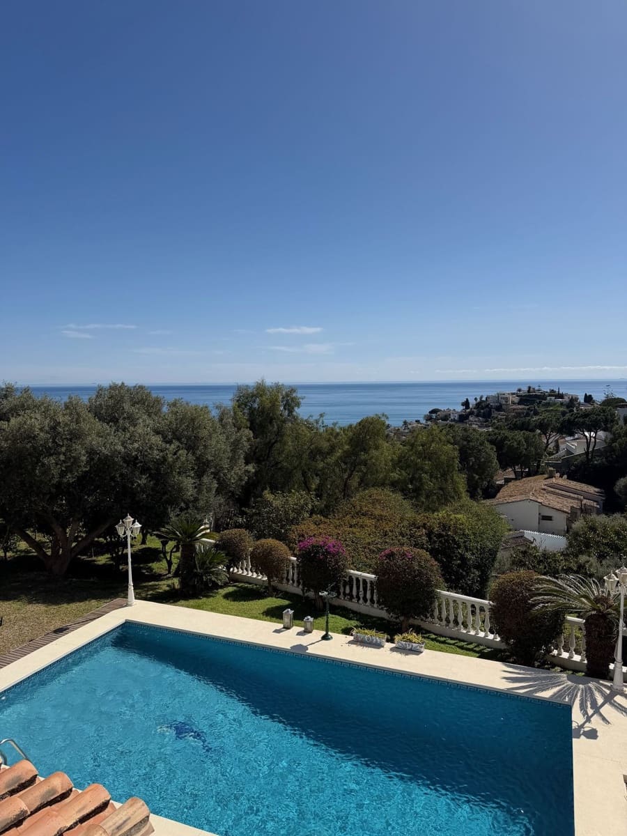 4 bedroom Villa for sale in Torremuelle with garage - € 1,390,000 (Ref: 9929914)