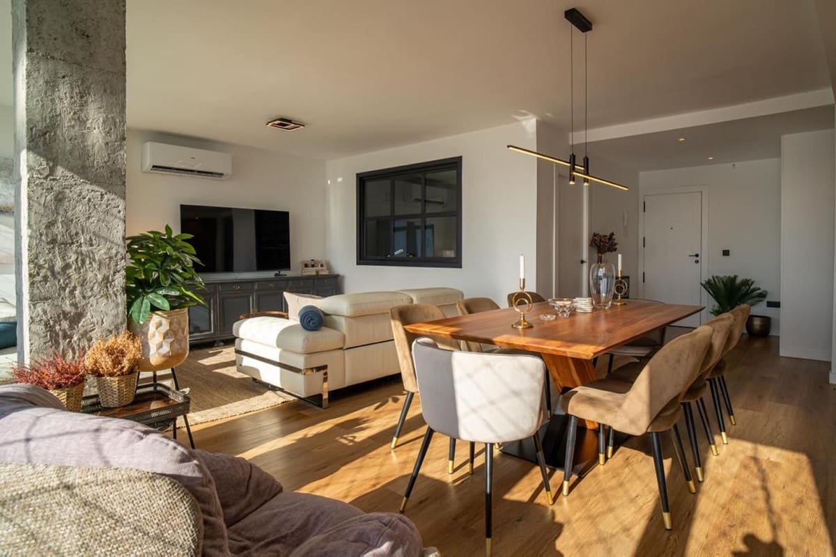 5 soveværelse Lejlighed til salg i Malaga by - € 1.520.000 (Ref: 9929919)