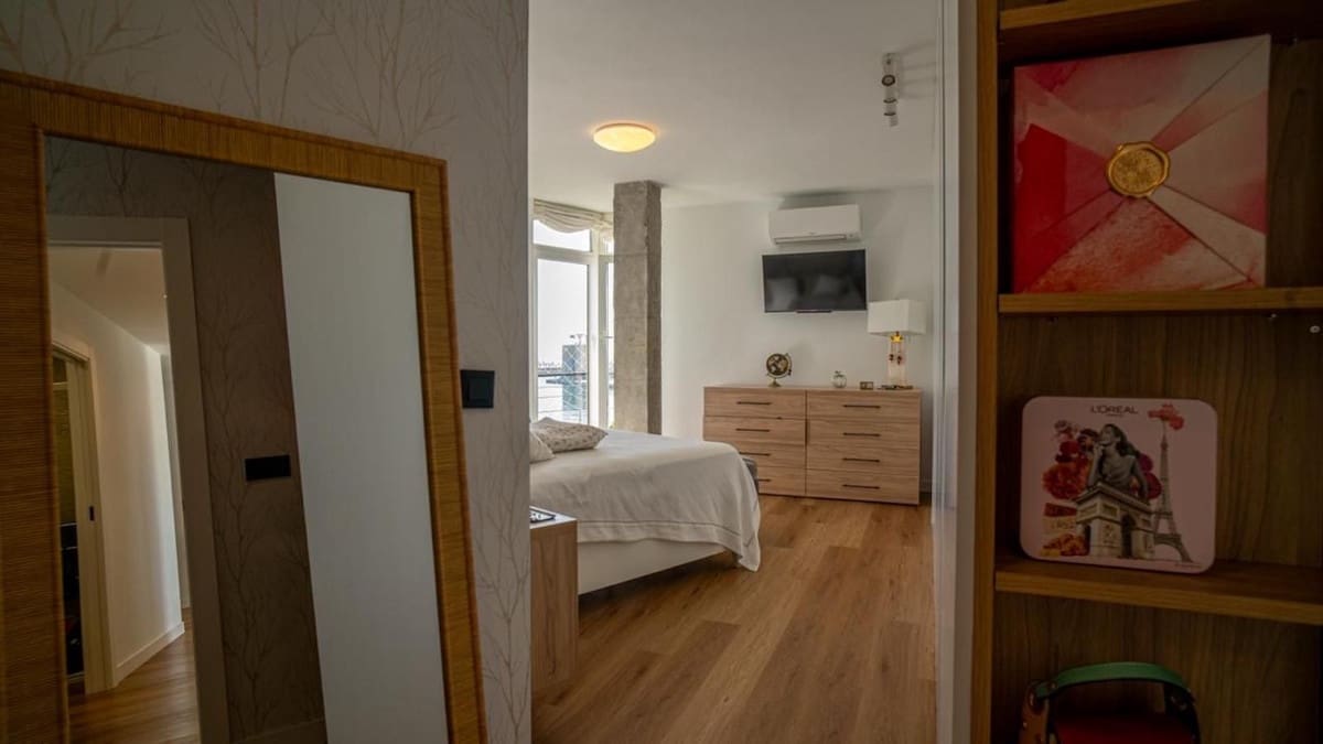 5 soveværelse Lejlighed til salg i Malaga by - € 1.520.000 (Ref: 9929919)