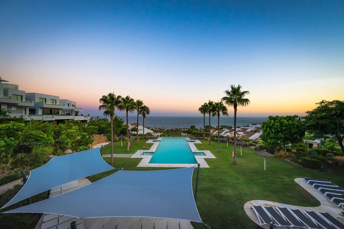 4 soveværelse Byhus til salg i Benalmadena Costa med garage - € 1.595.000 (Ref: 9929920)