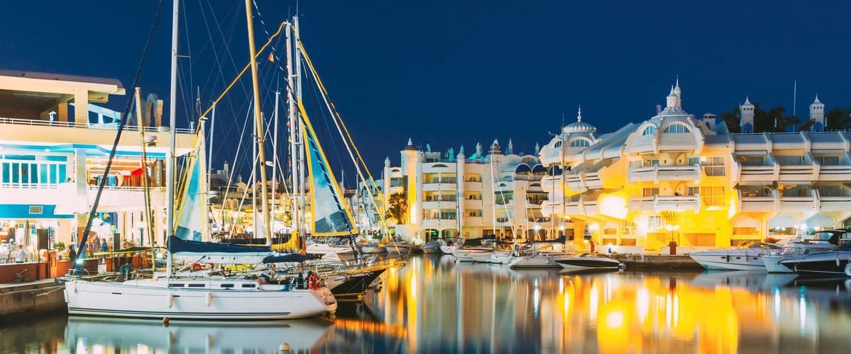 4 soveværelse Byhus til salg i Benalmadena Costa med garage - € 1.595.000 (Ref: 9929920)