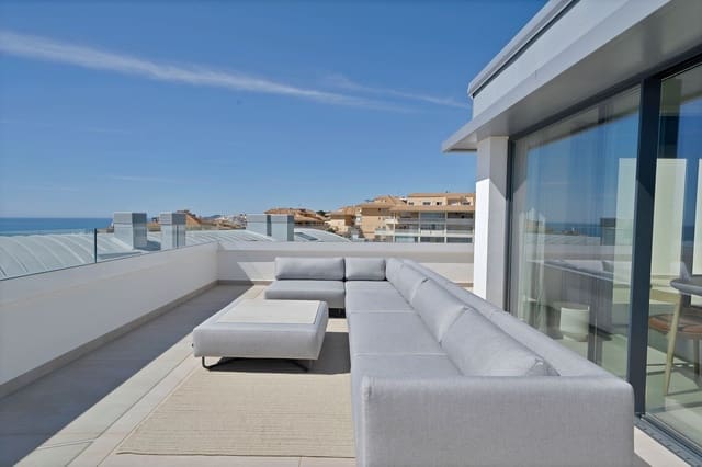 3 bedroom Apartment for sale in Fuengirola with pool garage - € 1,650,000 (Ref: 9929922)