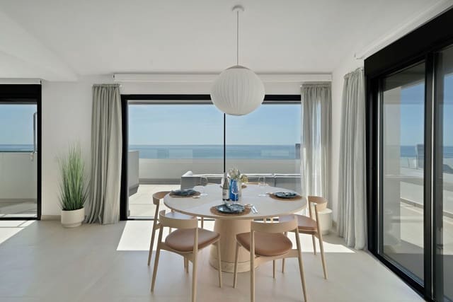 3 bedroom Apartment for sale in Fuengirola with pool garage - € 1,650,000 (Ref: 9929922)