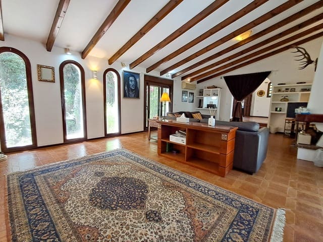 7 Zimmer Villa zu verkaufen in Calahonda, Mijas - 1.650.000 € (Ref: 9929924)