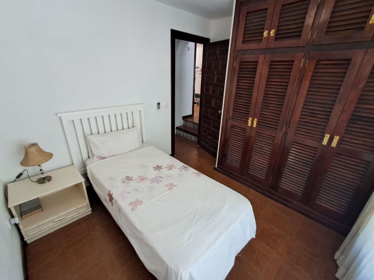 7 Zimmer Villa zu verkaufen in Calahonda - 1.650.000 € (Ref: 9929924)