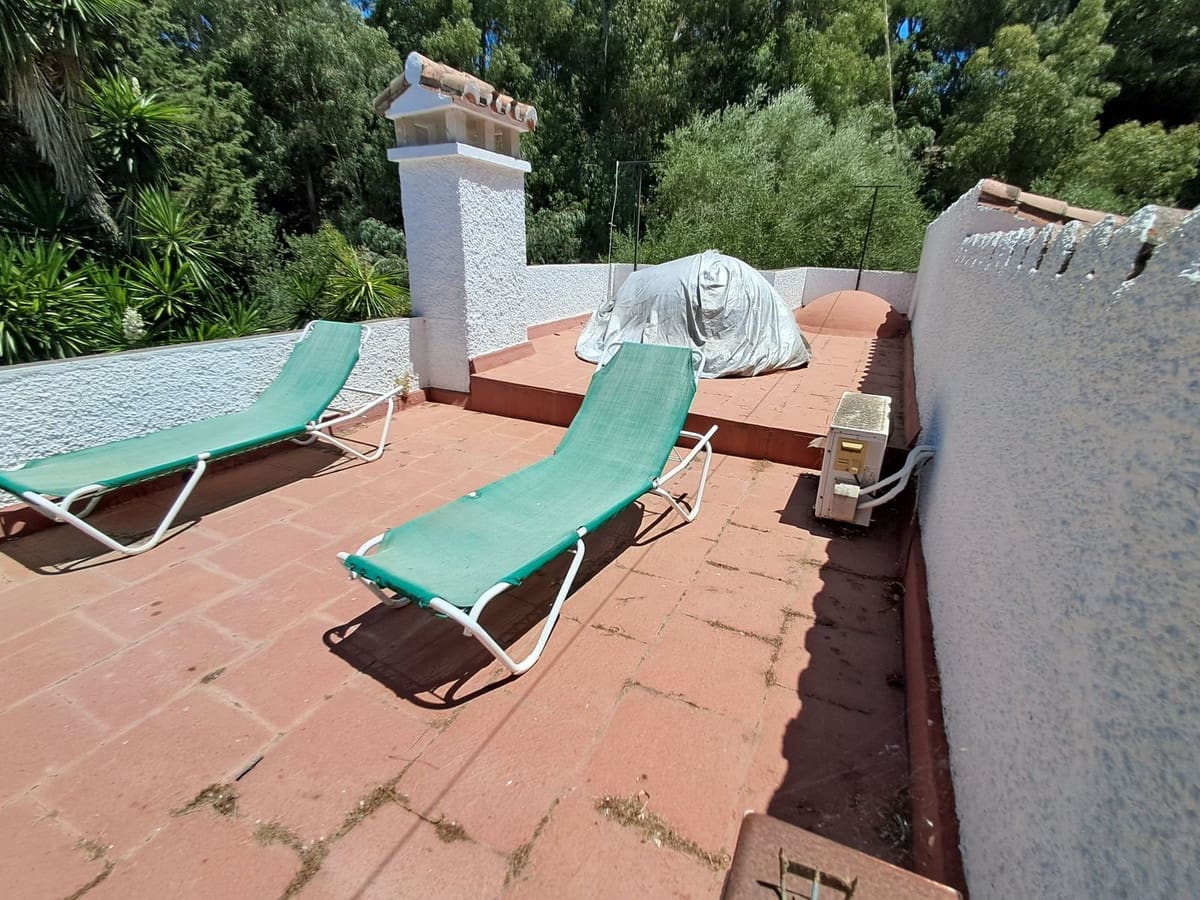 7 Zimmer Villa zu verkaufen in Calahonda - 1.650.000 € (Ref: 9929924)