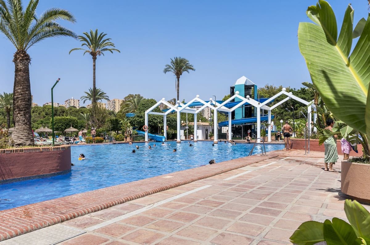 3 soveværelse Lejlighed til salg i Benalmadena Costa - € 1.650.000 (Ref: 9929925)