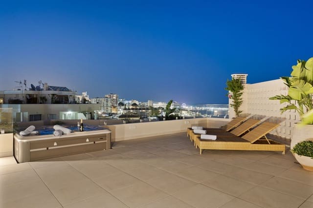 3 slaapkamer Appartement te koop in Benalmadena Costa, Benalmádena - € 1.650.000 (Ref: 9929925)