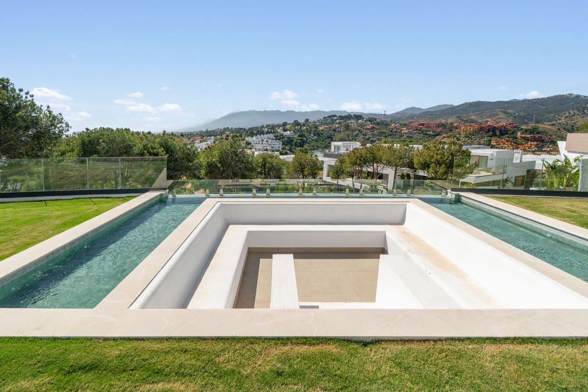 Apartamento de 3 habitaciones en Cabopino en venta - 1.790.000 € (Ref: 9929927)